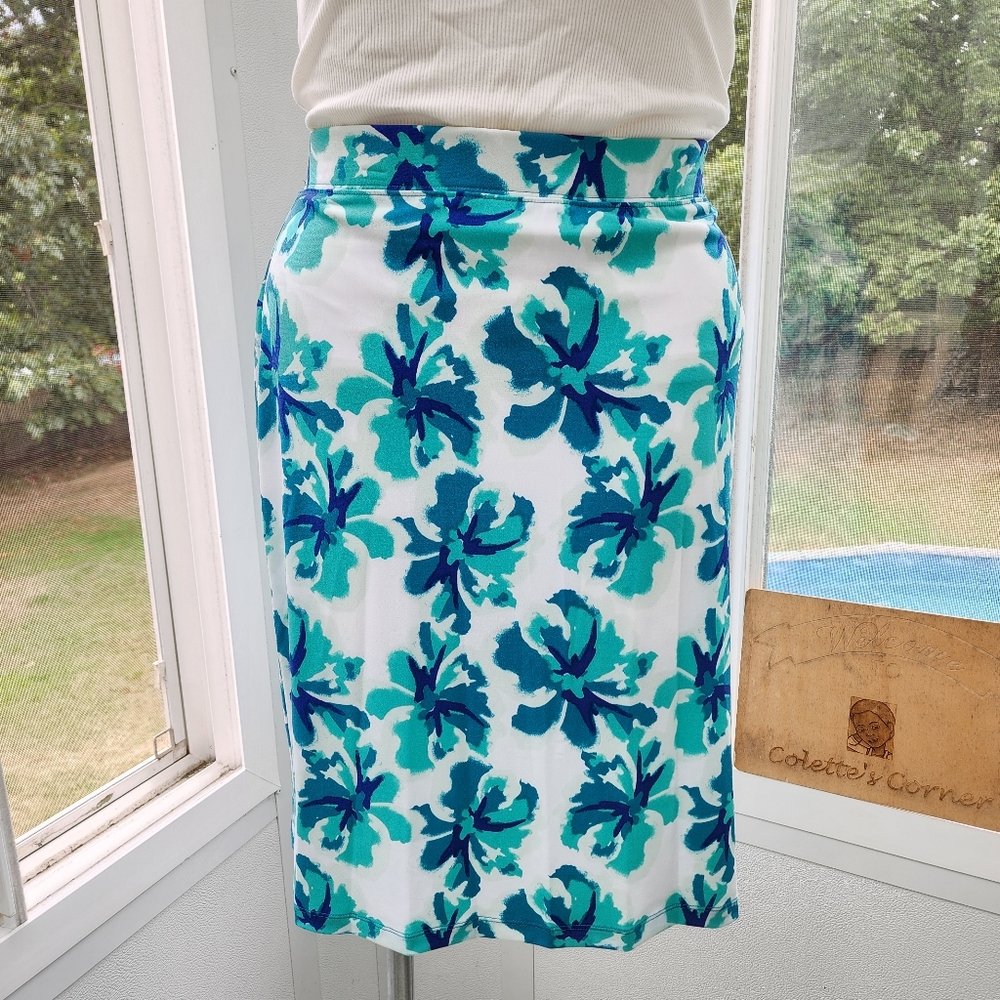 Jaclyn Smith Aqua Blue White Topical Print Stretch Midi Skirt